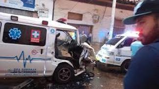 Dos accidentes mensuales de ambulancias